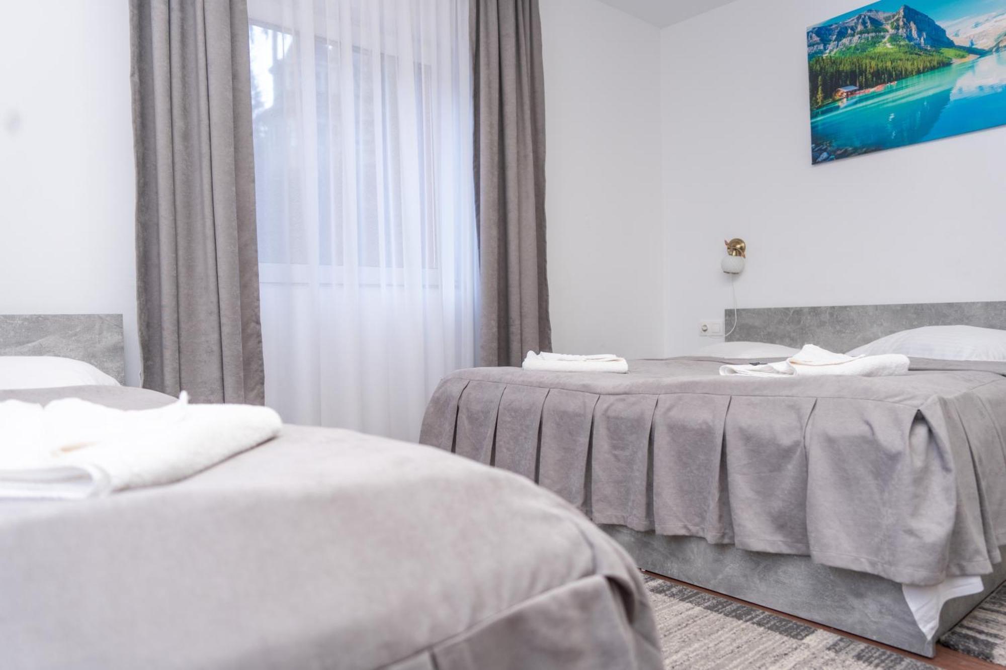 Vila Bradul Lacu Rosu Ngoại thất bức ảnh